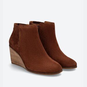 BNIB Lucky Brand - Zorla Boots Size 7 in Roasted